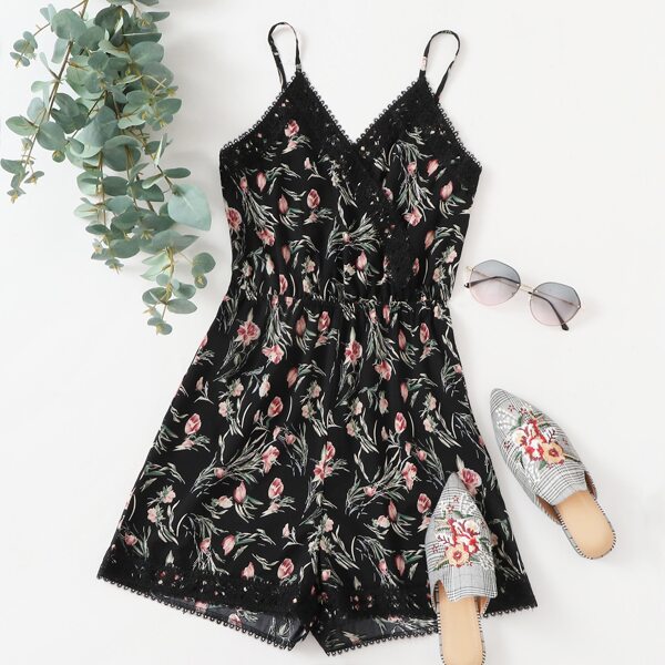 

Guipure Panel Floral Print Cami Romper, Multicolor