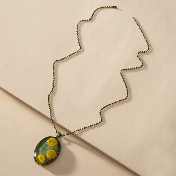 

Daisy Charm Beaded Necklace, Multicolor