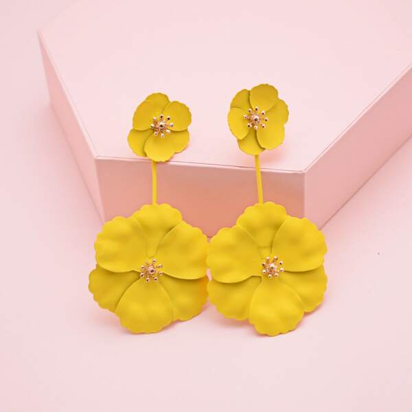 

Flower Design Earring Jackets, Yellow