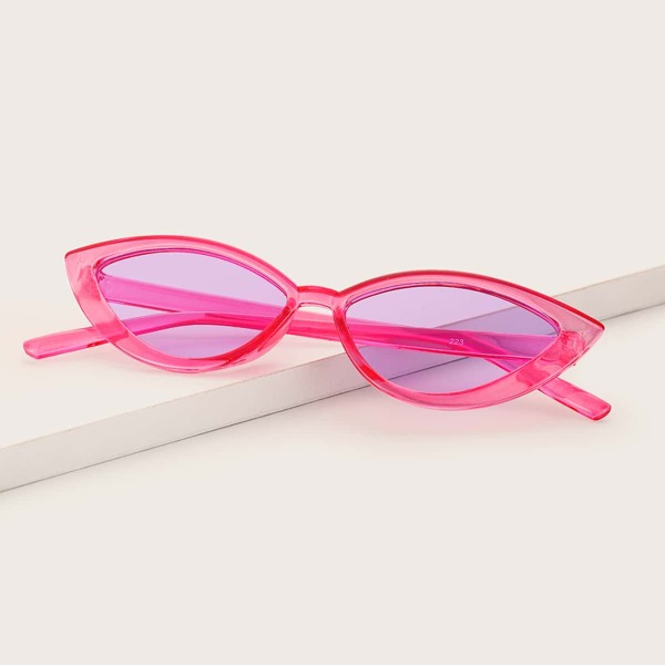 

Cat Eye Sunglasses