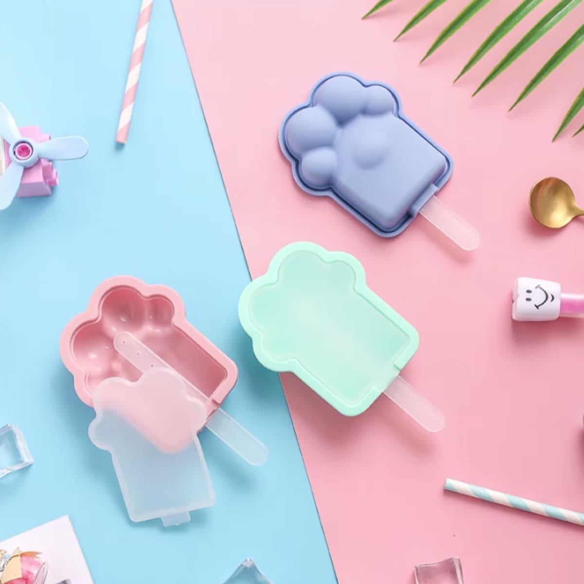 

1pc Claw Shaped Ice Cream Mold, Multicolor