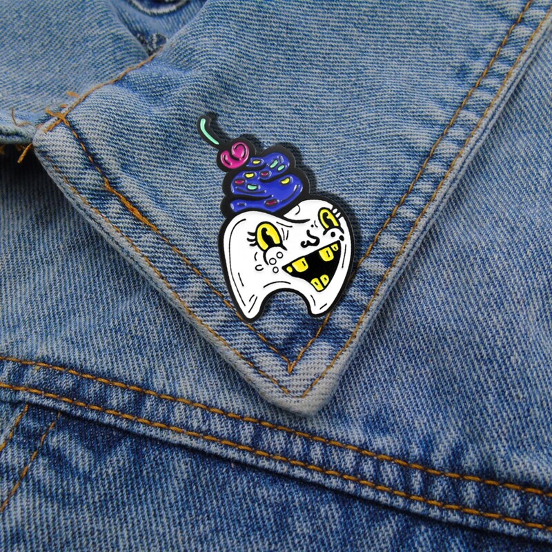 

Tooth Design Brooch, Multicolor