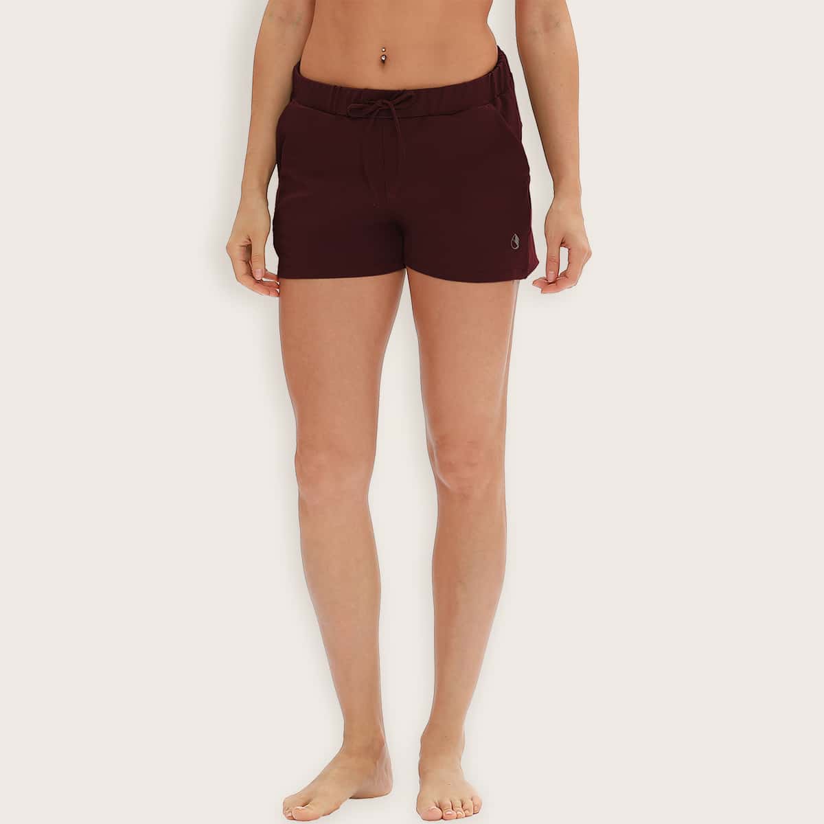 

Icyzone Tie Waist Pocket Solid Sports Shorts, Chocolate brown