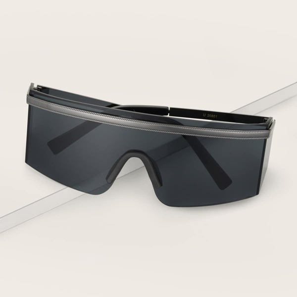 

Men Flat Top Sunglasses, Black
