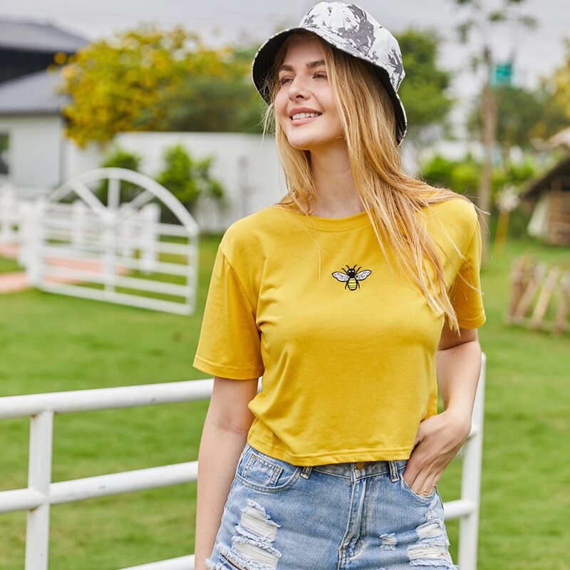 

Bee Graphic Tee, Yellow