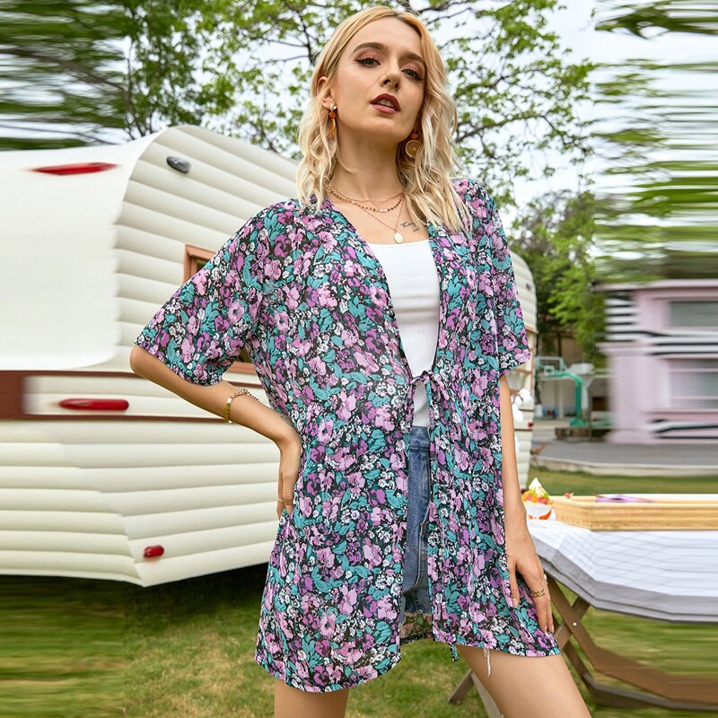

Allover Floral Print Tie Front Kimono, Multicolor