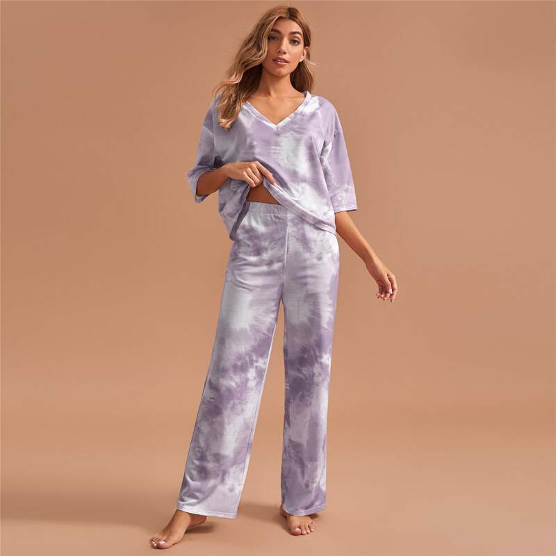

V-neck Tie Dye Tee With Pants Lounge Set, Lilac purple