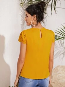 SHEIN Clasi Top de manga cortada láser ribete en abanico con fruncido delantero - Mostaza Amarilla - Ver 3