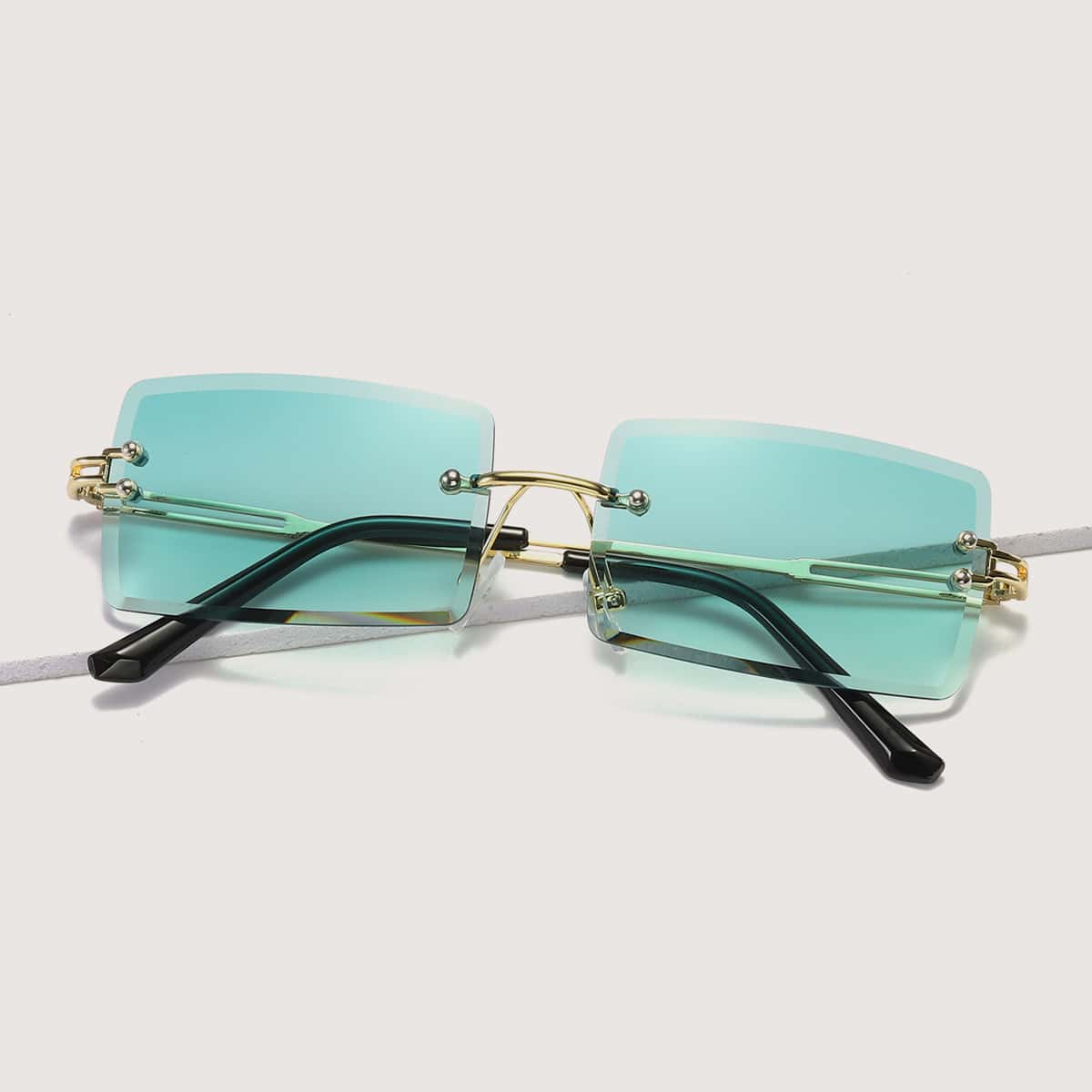 

Square Rimless Sunglasses