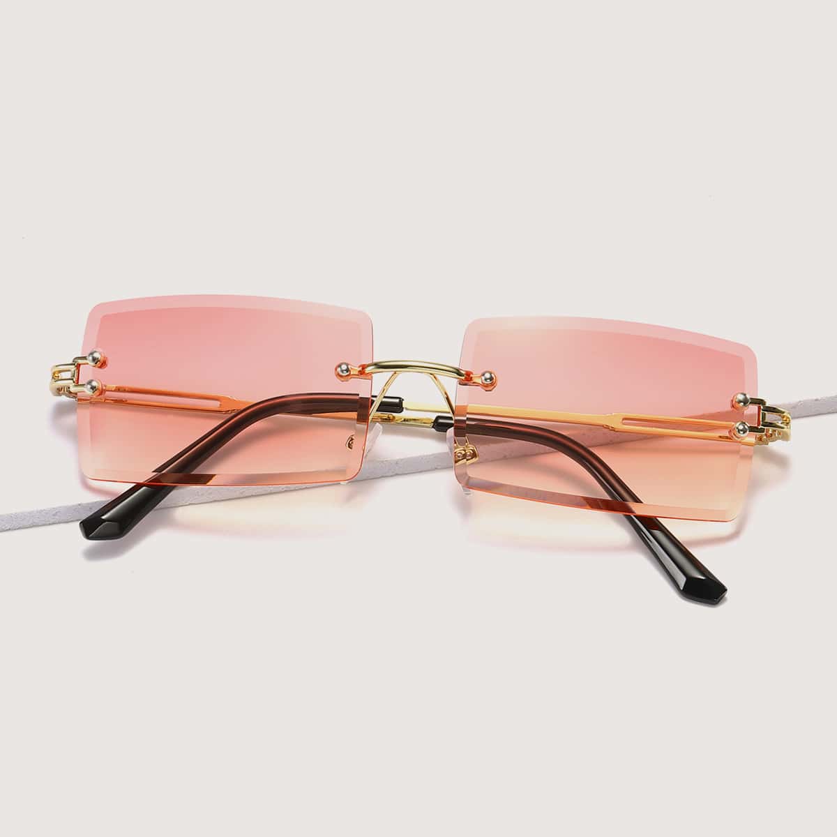 

Square Rimless Sunglasses