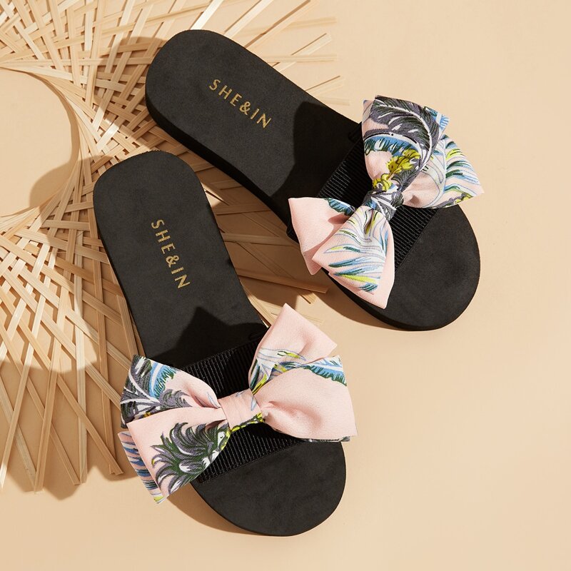 

Bow Decor Leaf Graphic Slippers, Baby pink