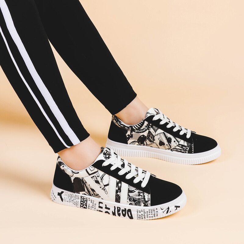 

Lace-up Front Colorblock Sneakers, Black and white