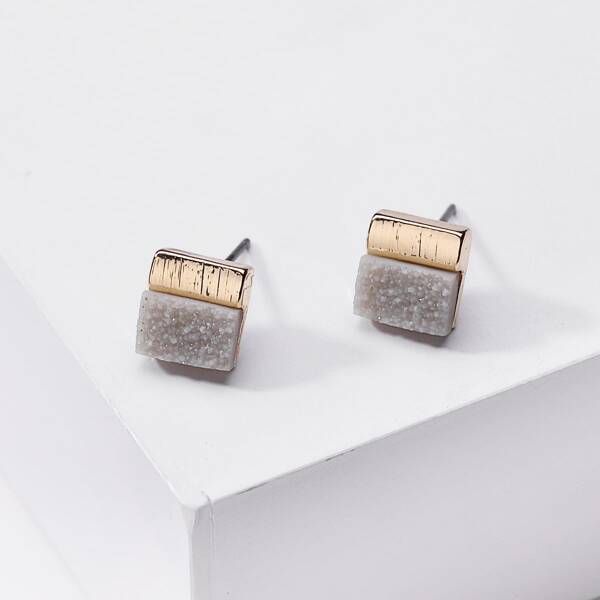 

Geometric Shaped Stud Earrings, Grey
