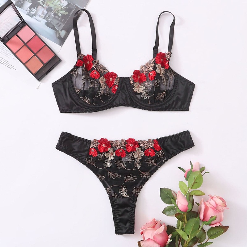 

Floral Embroidered Mesh Underwire Lingerie Set, Black