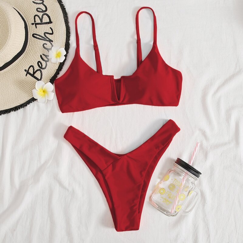 

V Wired High Cut Bikini Swimsuit, Red