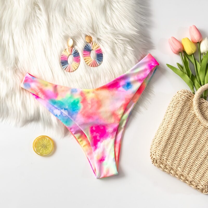 

Tie Dye High Cut Bikini Panty, Multicolor