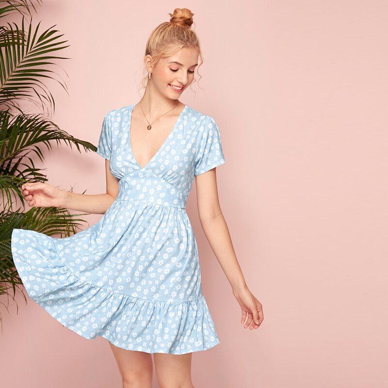 

Floral Ruffle Hem Dress, Baby blue