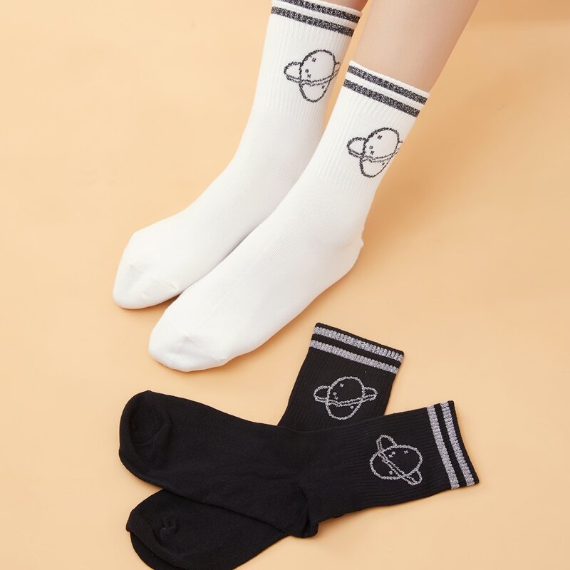 

2pairs Planet Pattern Socks, Black and white