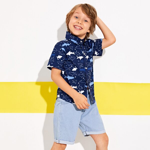 

Toddler Boys Allover Cartoon Fish Print Shirt, Navy blue