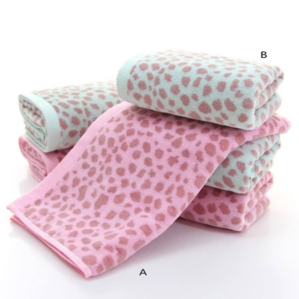 

1pc Leopard Print Face Towel, Multicolor