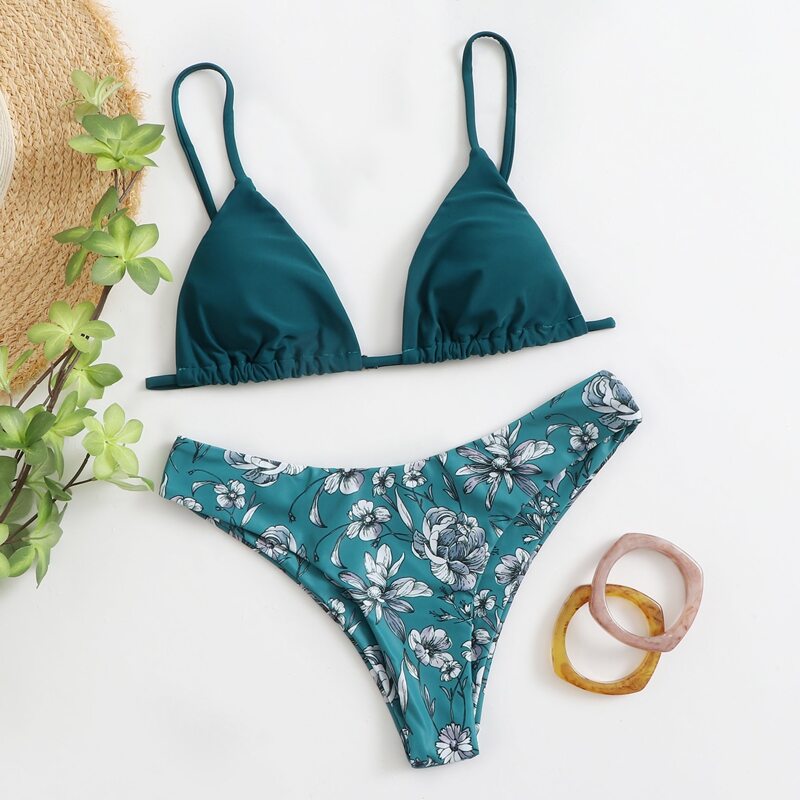 

Floral Triangle Cheeky Bikini Swimsuit, Dark green