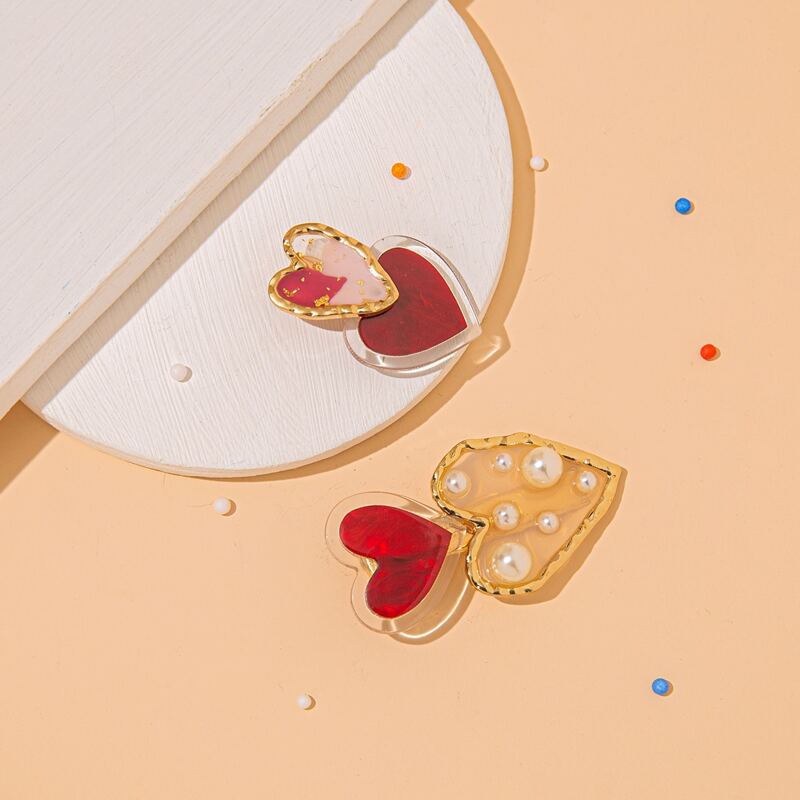 

2pcs Heart Decor Hair Clip, Red
