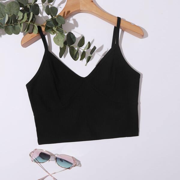 

Solid Slim Fit Cami Top, Black