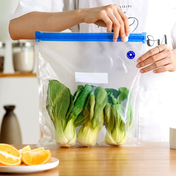 

5pcs Food Storage Bag & 1pc Manual Vacuum Pump, Clear