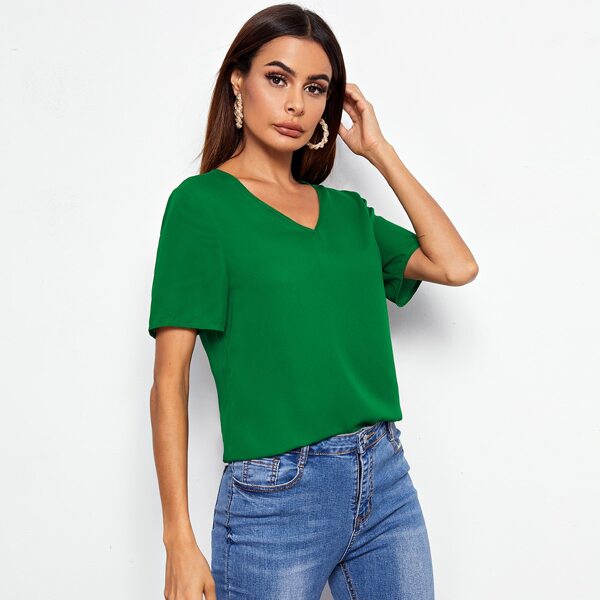 

V-neck Solid Top, Green
