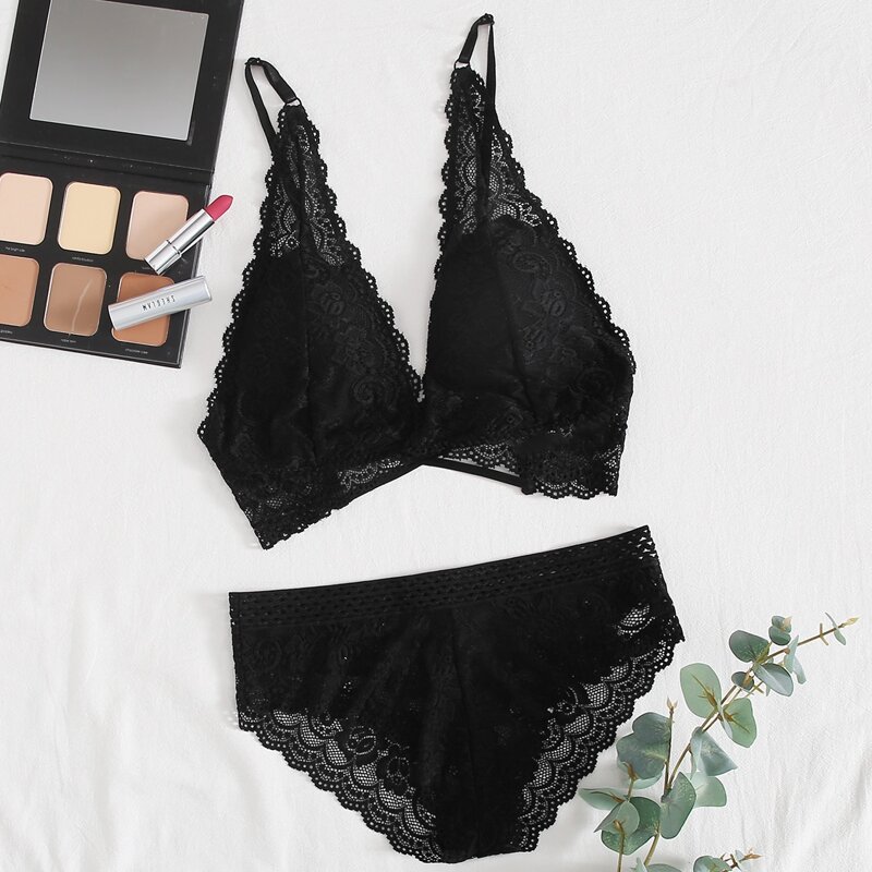 

Lace High Apex Bra, Black