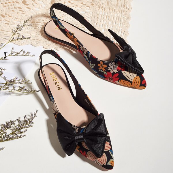 

Point Toe Bow Decor Flats, Black
