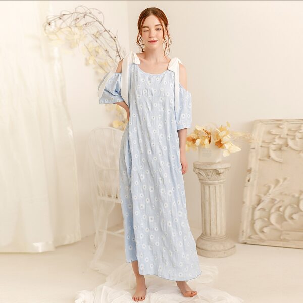 

Embroidered Floral Print Self-Tie Night Dress, Baby blue