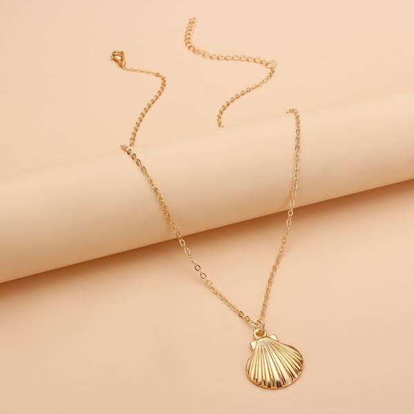 

Shell Charm Necklace, Gold