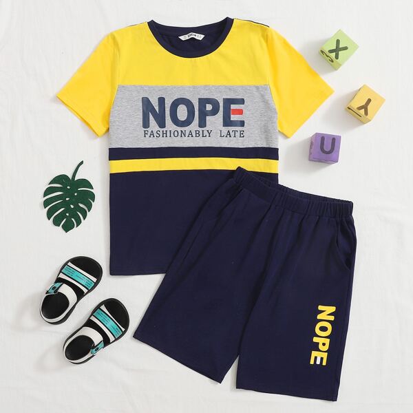 

Boys Letter Graphic Colorblock Tee & Shorts Set, Multicolor