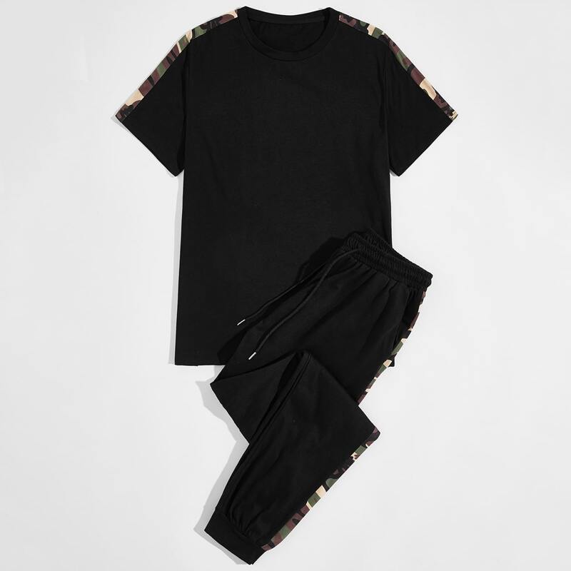 

Guys Contrast Camo Tee With Sweatpants, Black