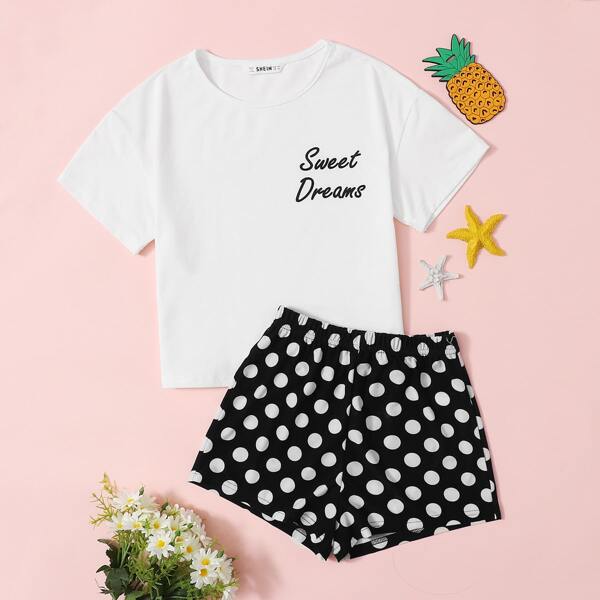 

Girls Letter Graphic Tee & Polka Dot Shorts PJ Set, Black and white