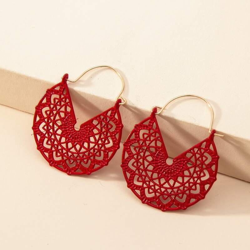

Hollow Out Hoop Earrings, Red