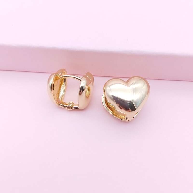 

Heart Design Hoop Earrings, Gold