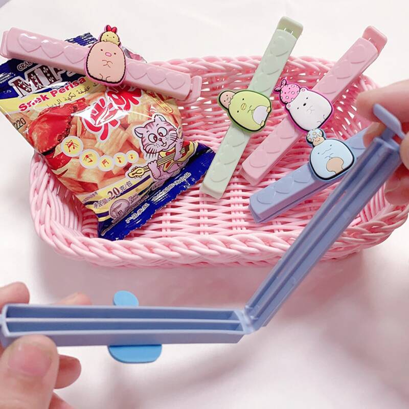 

2pcs Random Cartoon Food Sealing Clip, Multicolor