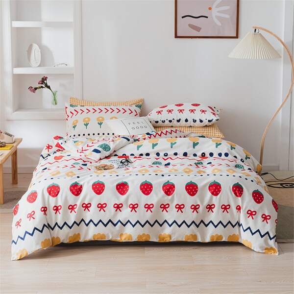 

Strawberry Print Bedding Set Without Filler, Multicolor