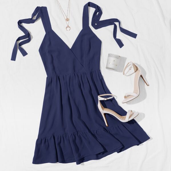 

Ruffle Hem Knotted Cami Dress, Navy blue