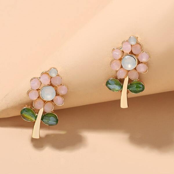 

Floral Shaped Stud Earrings, Pink