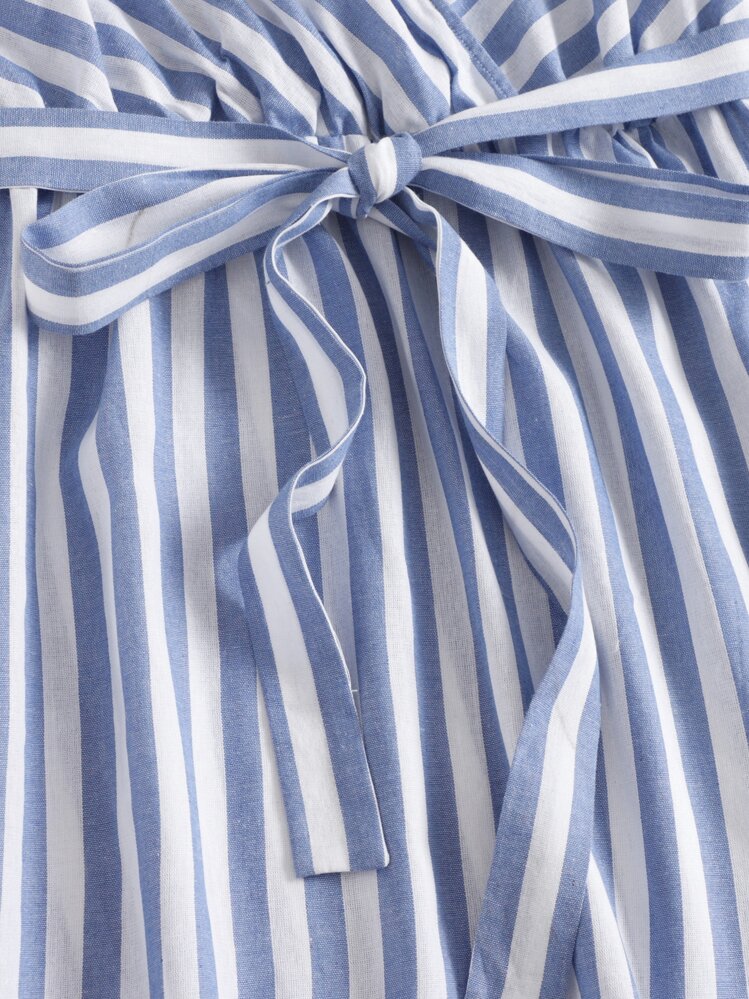 SHEIN Vestido de tirantes de rayas de dos colores con cinturón de cuello cruzado - Azul y blanco - Ver 5