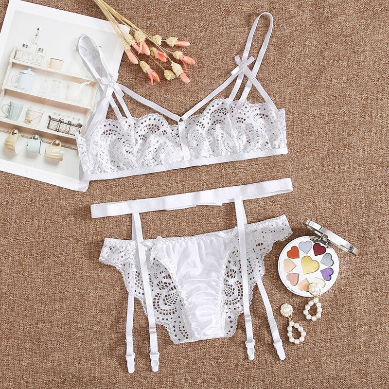 

Floral Lace Harness Garter Lingerie Set, White
