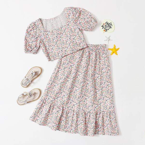 

Girls Ditsy Floral Print Shirred Back Top and Ruffle Hem Skirt Set, Multicolor