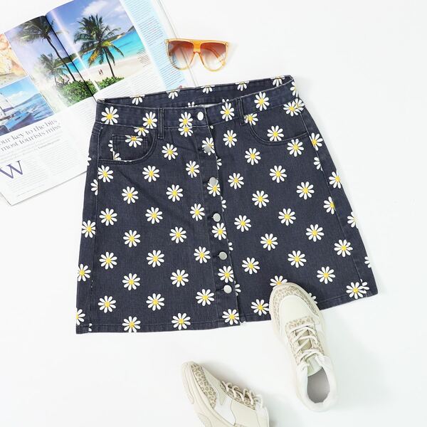

Plus Button Front Daisy Print Denim Skirt, Dark wash