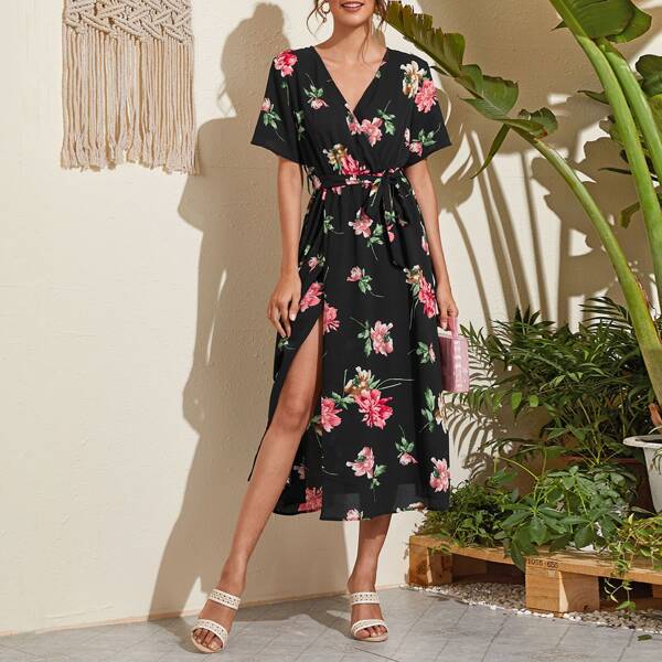 

Slit Hem Belted Floral Dress, Black