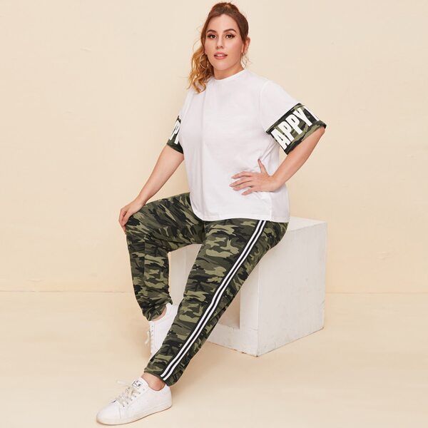 

Plus Letter Graphic Tee & Striped Tape Camo Pants Set, Multicolor