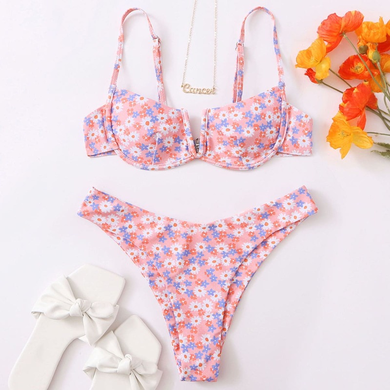 

Ditsy Floral Underwire High Leg Bikini Swimsuit, Multicolor