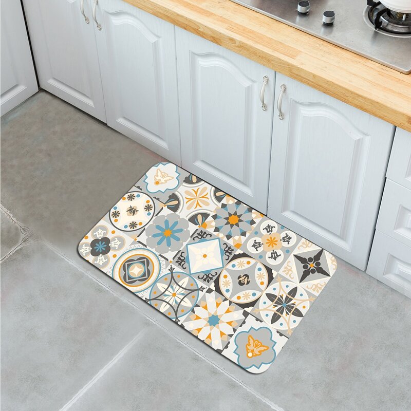 

Geometric Pattern Carpet, Multicolor